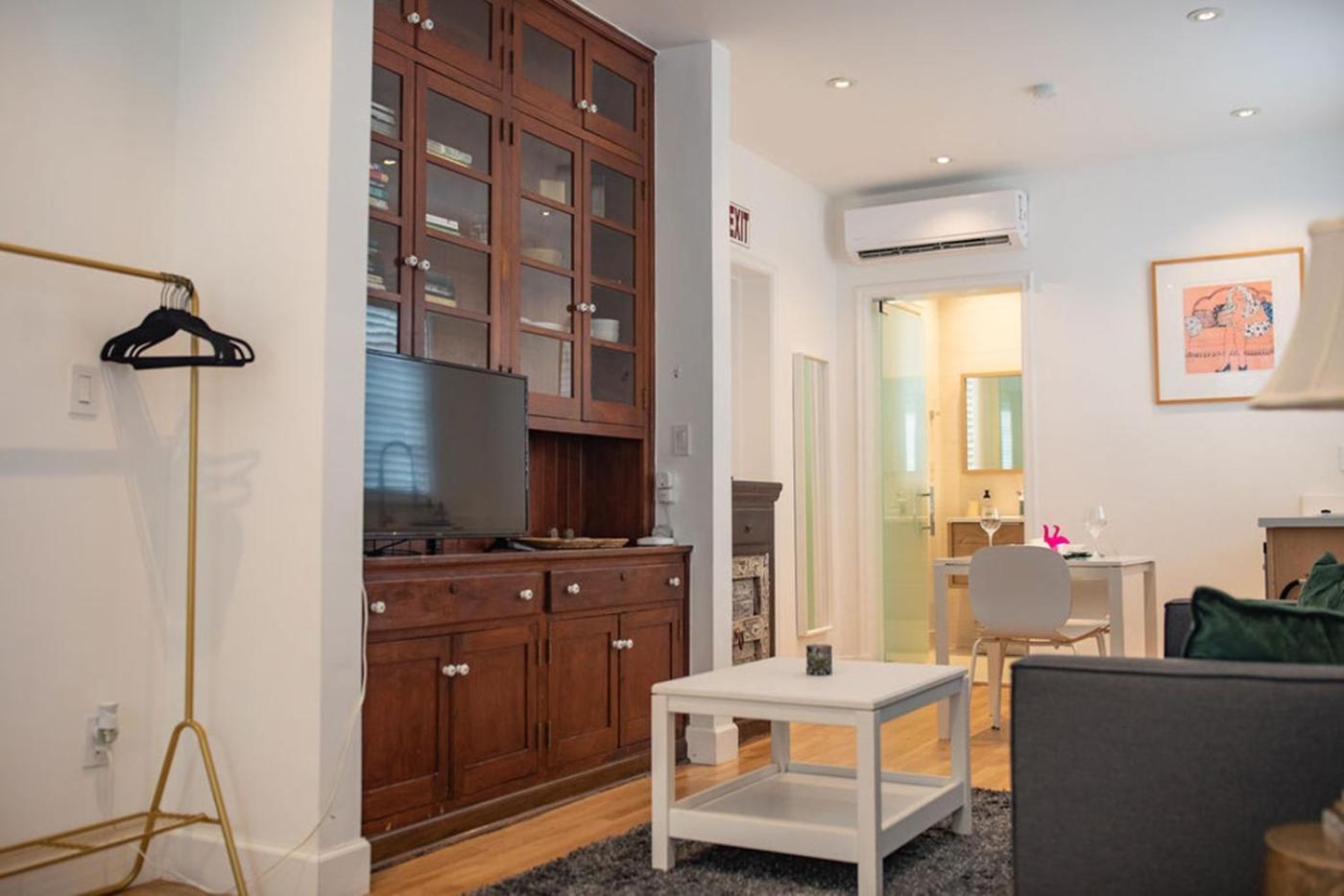 فندق Casa Coral كورال غابلز المظهر الخارجي الصورة