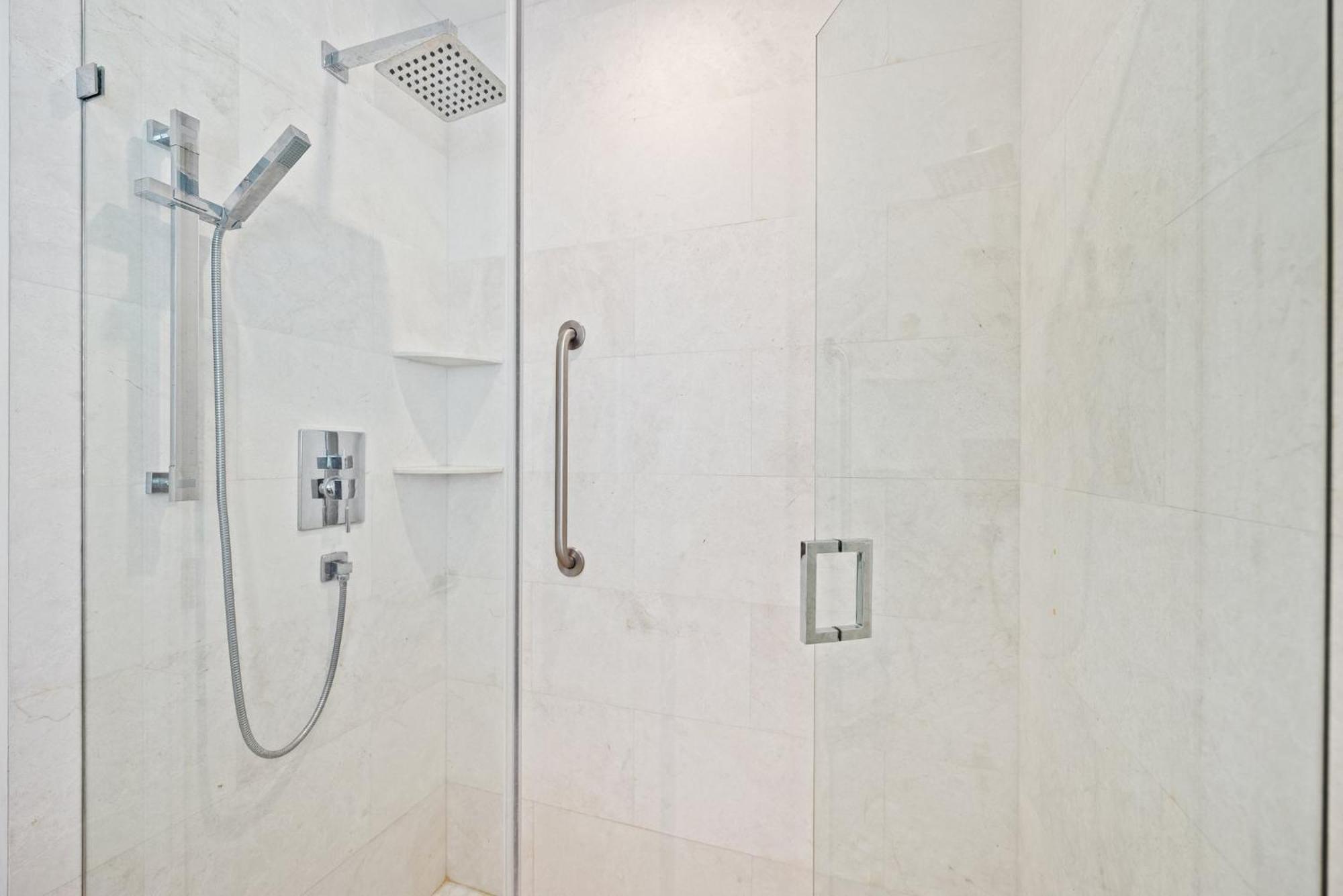 فندق Casa Coral كورال غابلز المظهر الخارجي الصورة